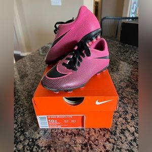 Nike soccer cleats-kids size 10